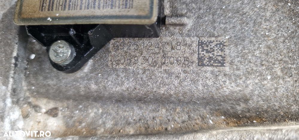 Cutie Viteze BMW X1 E84 2.0 d N47 2010 cod 1069301106B - 3