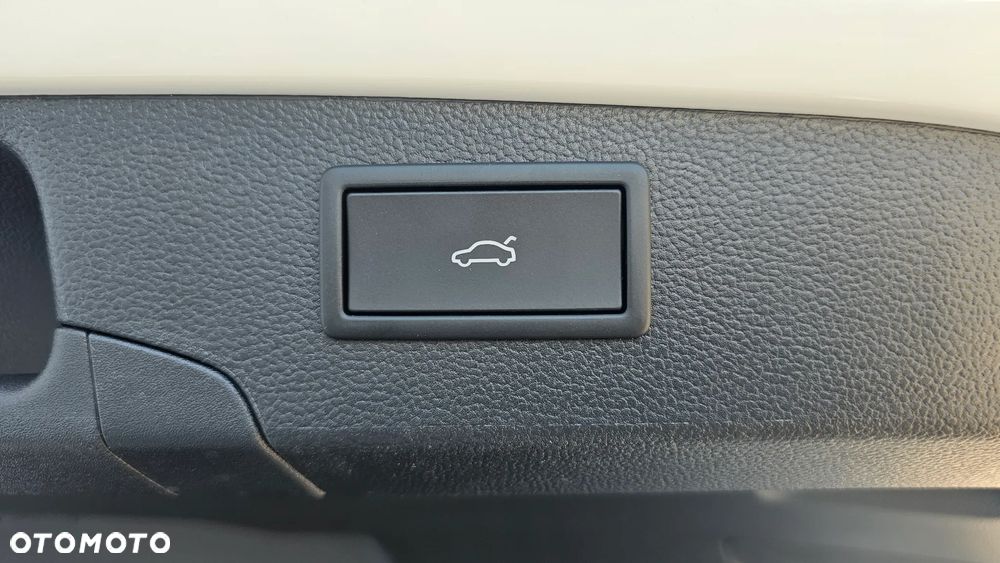 Volkswagen Passat - 27