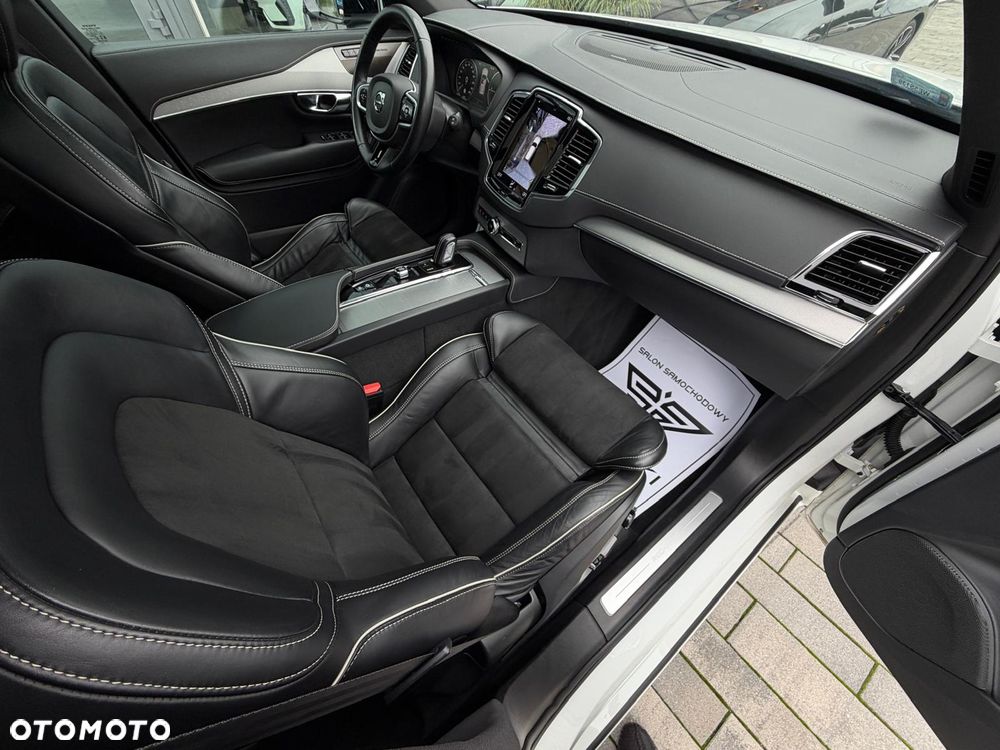 Volvo XC 90 T8 AWD Plug-In Hybrid R-Design 7os - 20