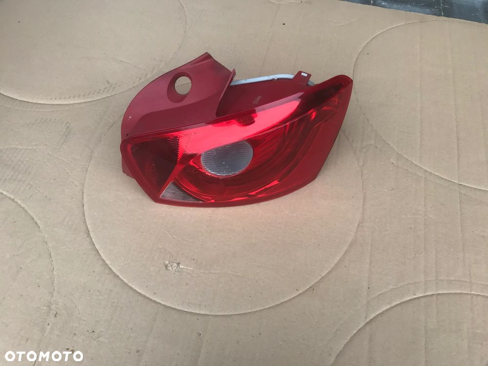 Seat Ibiza IV 08-12 5D HB Lampa Tył Tylna Prawa - 1