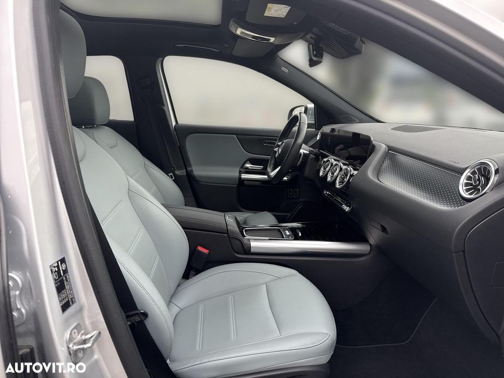 Mercedes-Benz GLA - 17