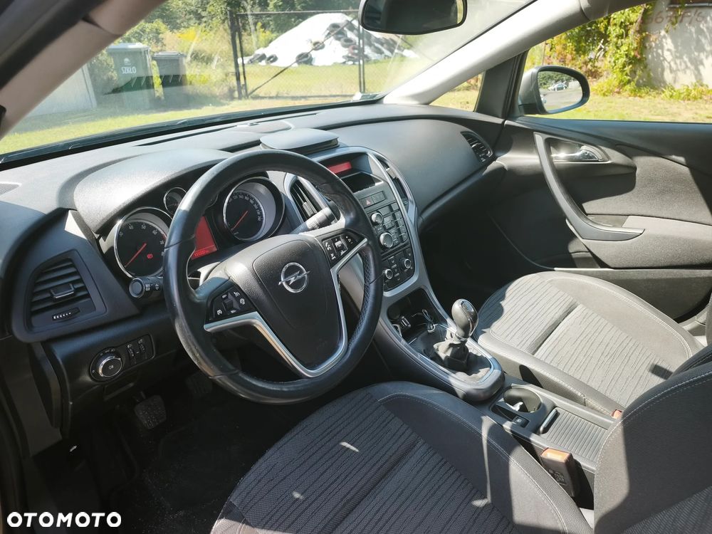 Opel Astra 1.6 Enjoy - 10