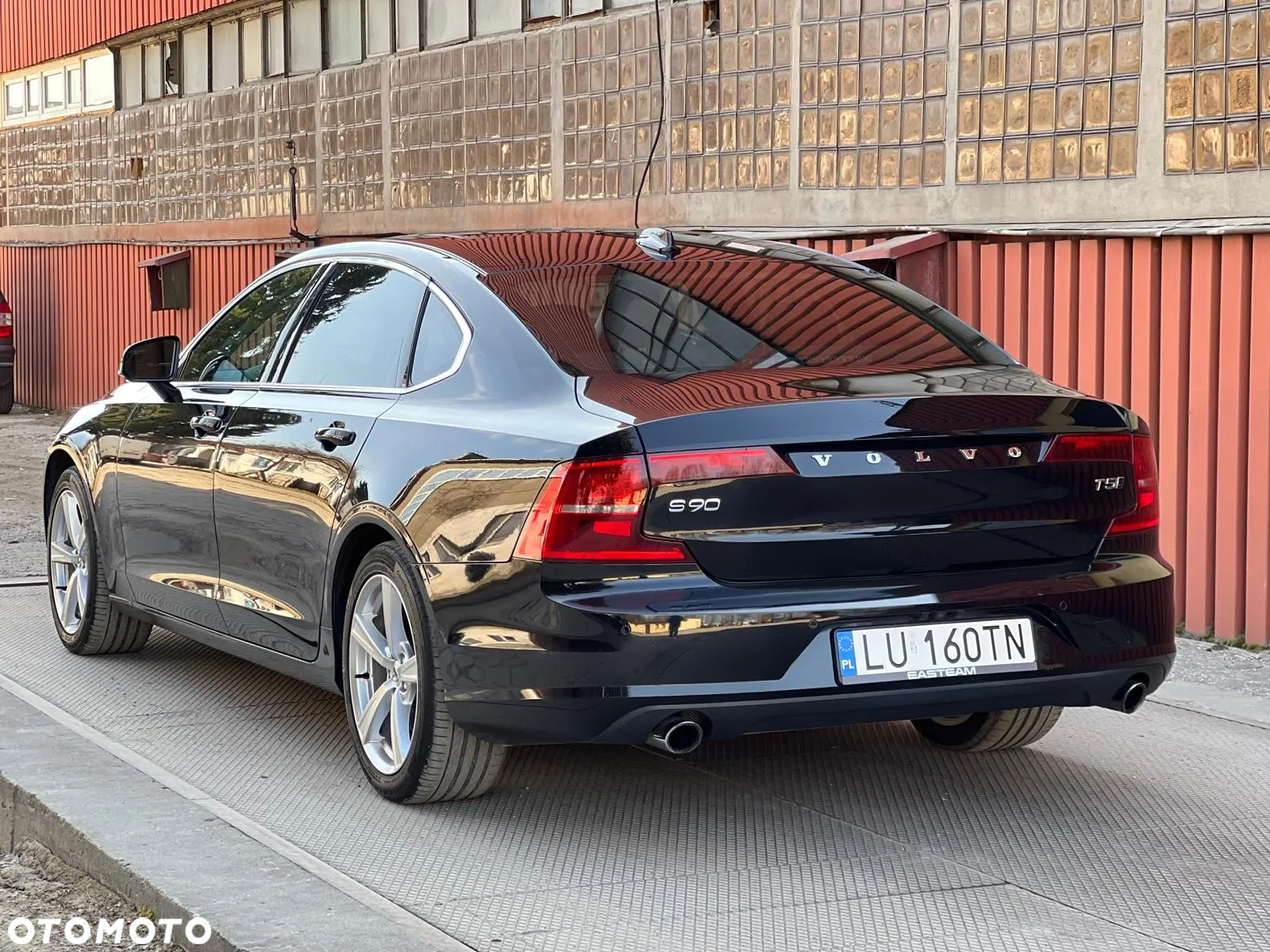 Volvo S90 T5 Momentum - 10