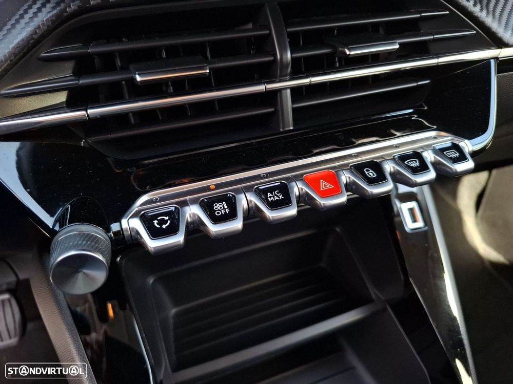 Peugeot 208 1.2 PureTech Active - 19