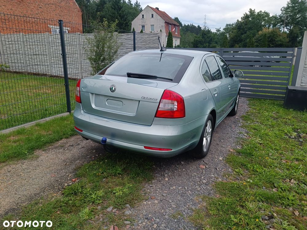 Skoda Octavia 1.4 TSI Elegance DSG - 8