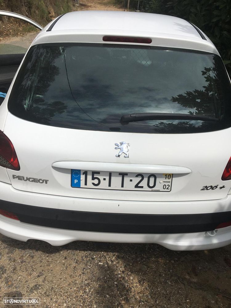 Peugeot 206 - 8