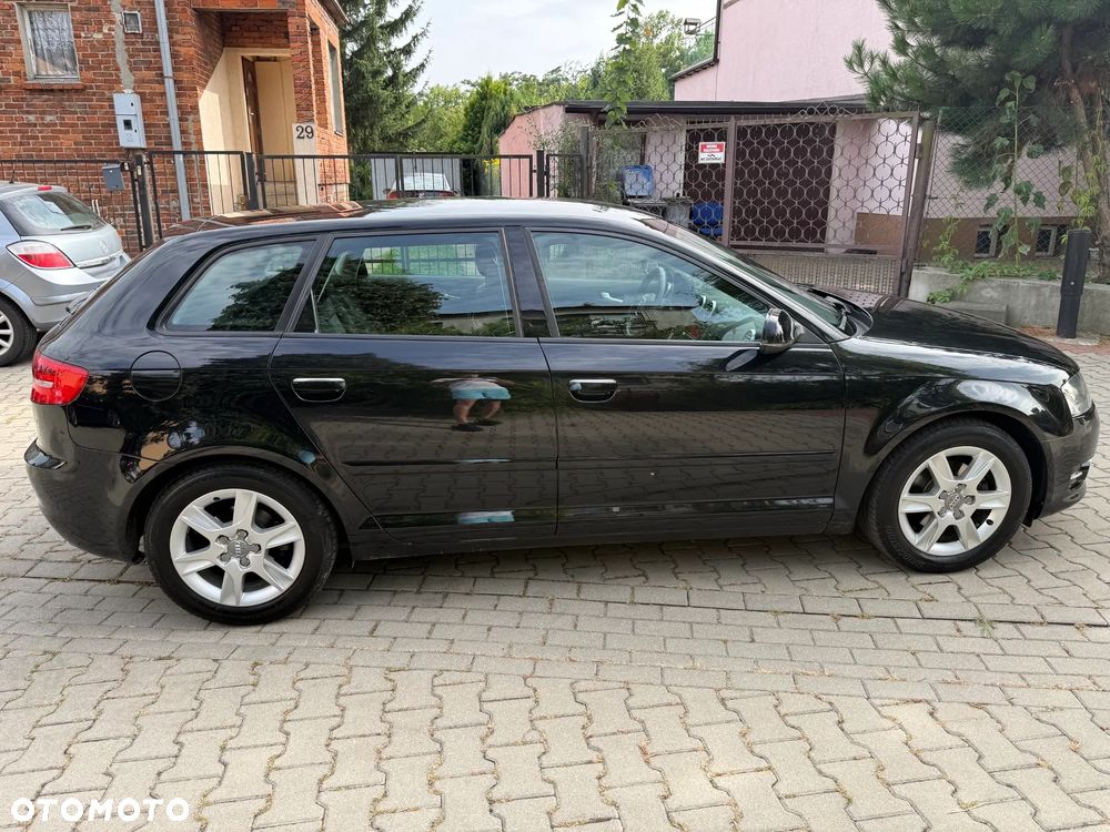 Audi A3 Sportback 1.6 Ambition - 9