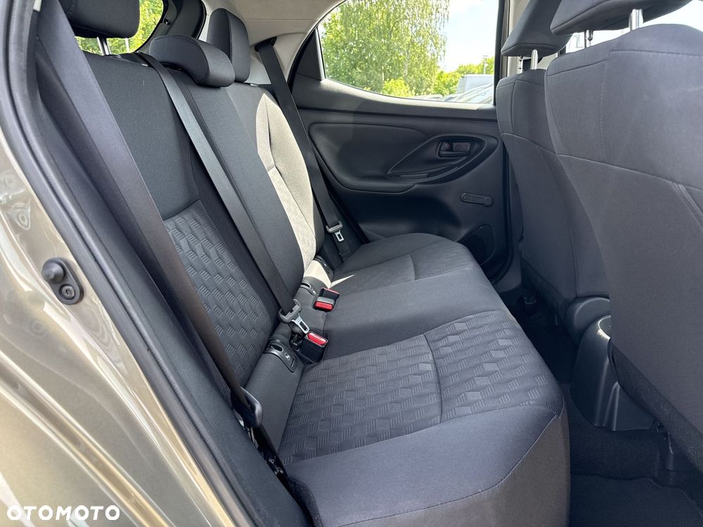 Toyota Yaris 1.5 Active - 25