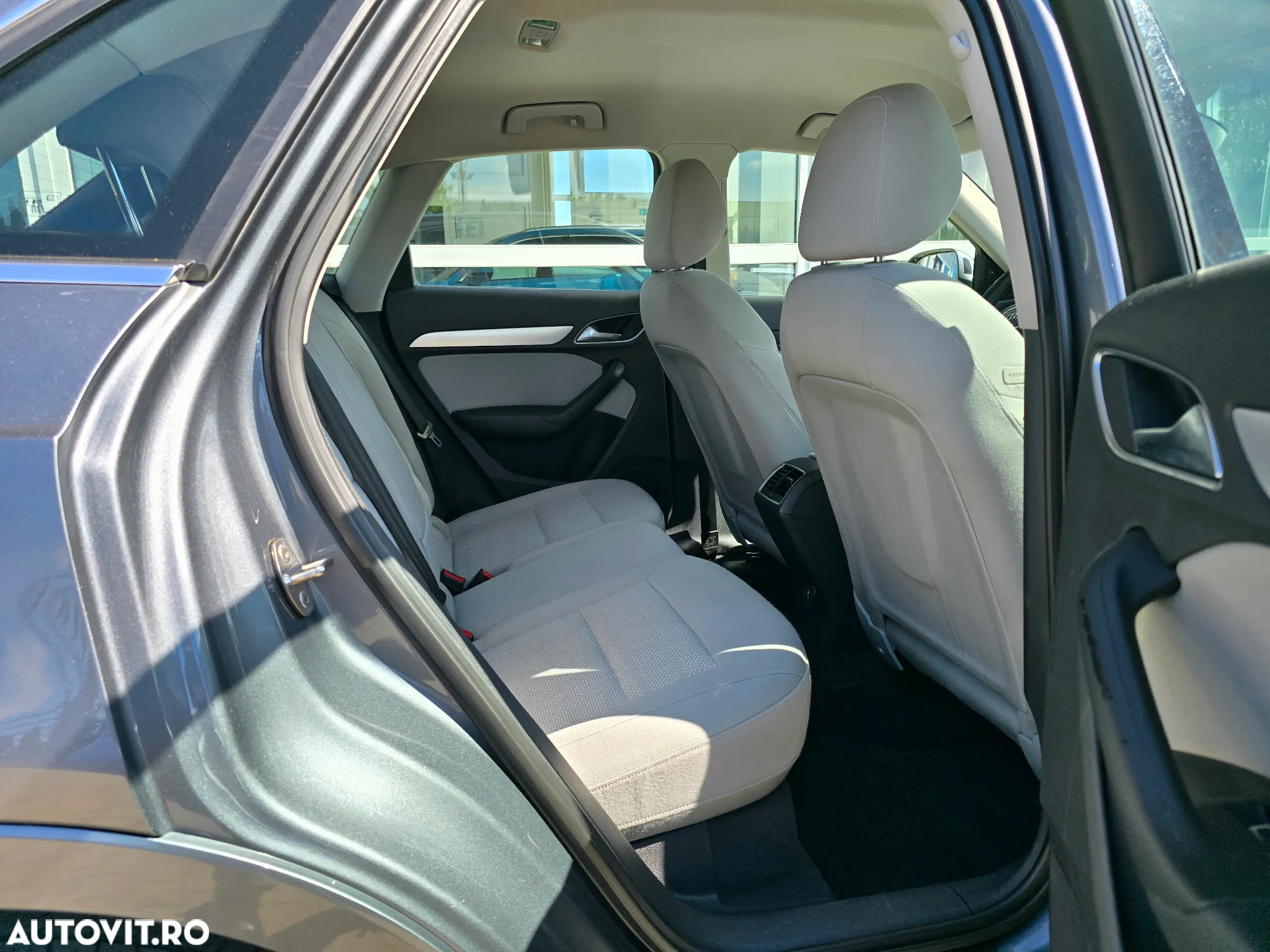Audi Q3 2.0 TDI - 12