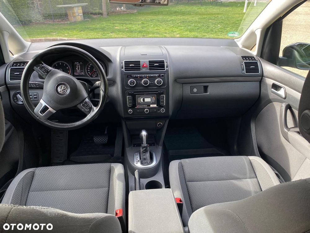 Volkswagen Touran 1.4 TSI DSG Life - 12