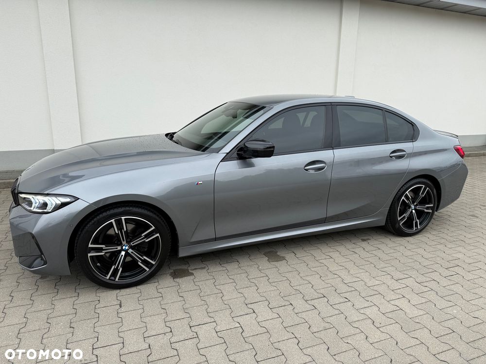 BMW Seria 3 320i - 16