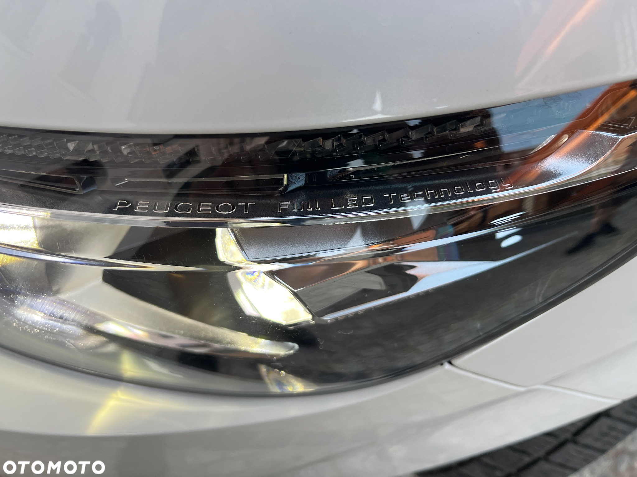 Peugeot 5008 PureTech 180 EAT8 Stop & Start GT - 10