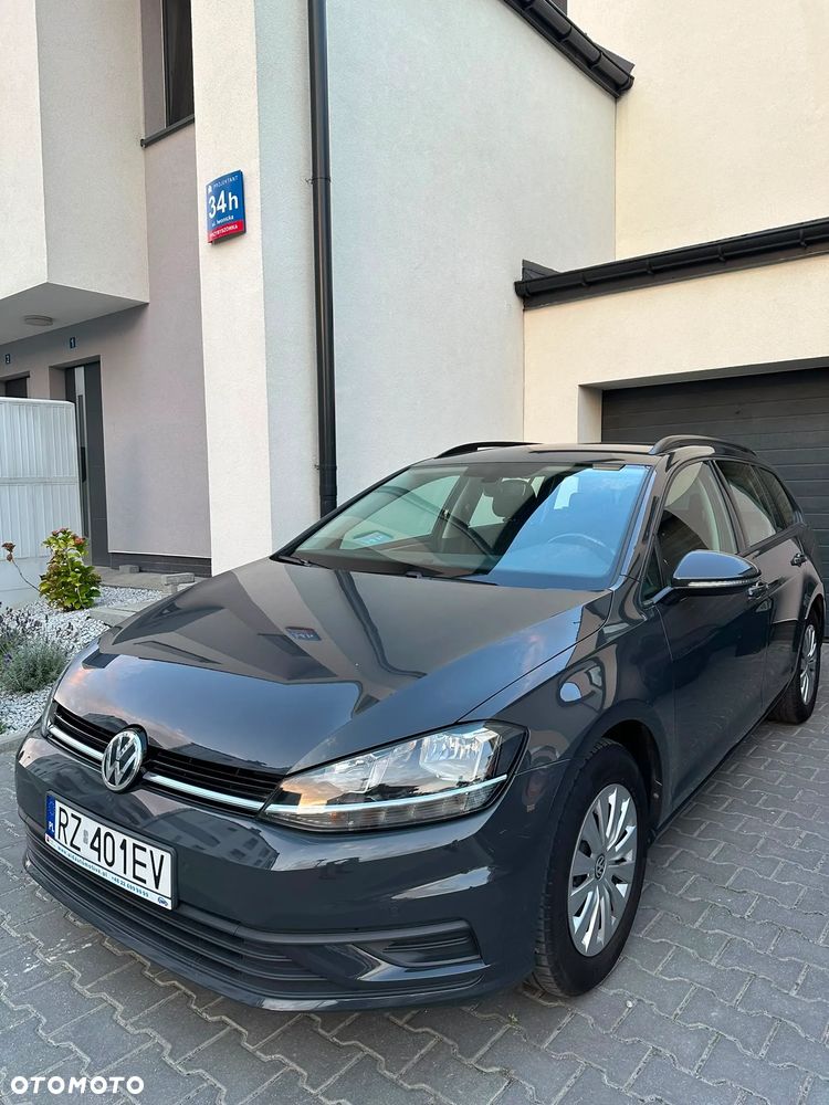 Volkswagen Golf 1.0 TSI Trendline - 1