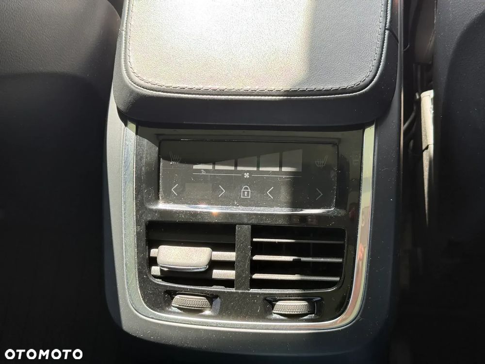 Volvo XC 90 T8 AWD Twin Engine Geartronic Inscription - 14