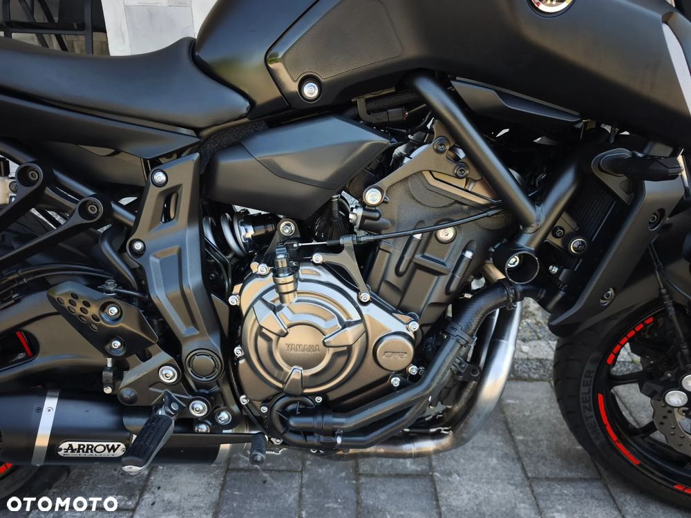 Yamaha MT - 28