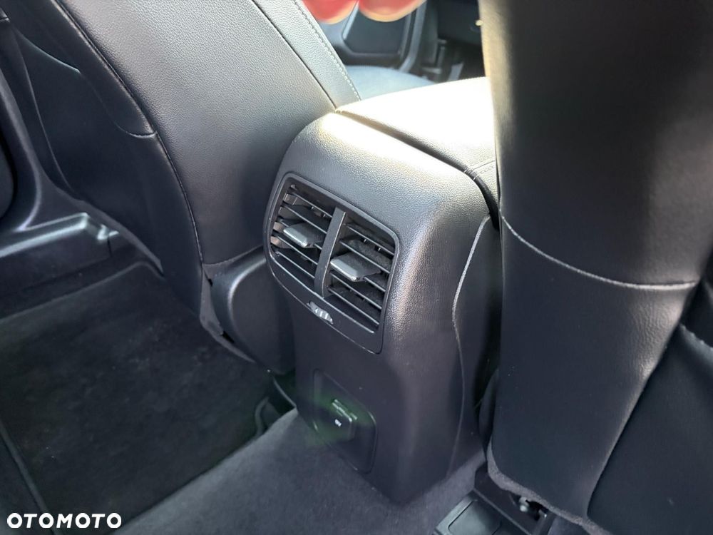 Ford Escape - 28