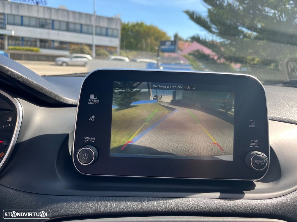 Fiat Tipo Station Wagon 1.3 M-Jet Lounge - 47