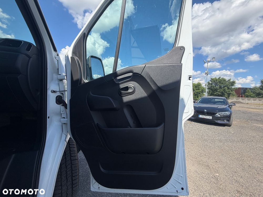 Renault Master - 22