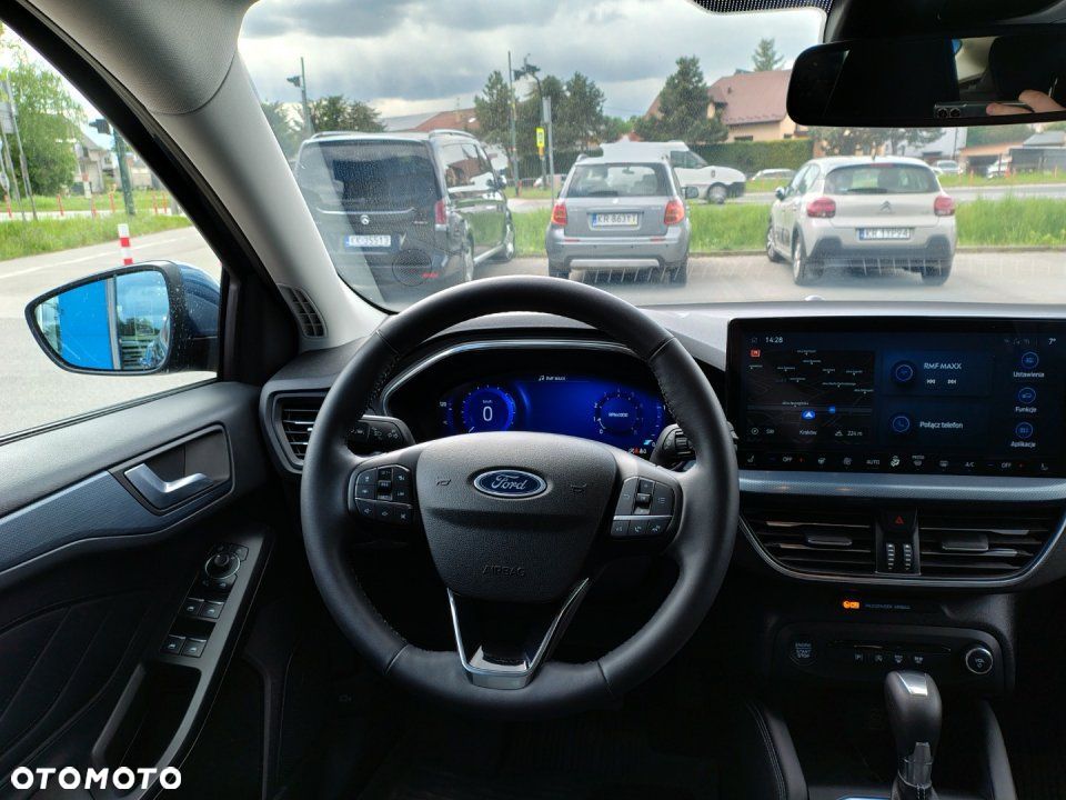 Ford Focus - 8