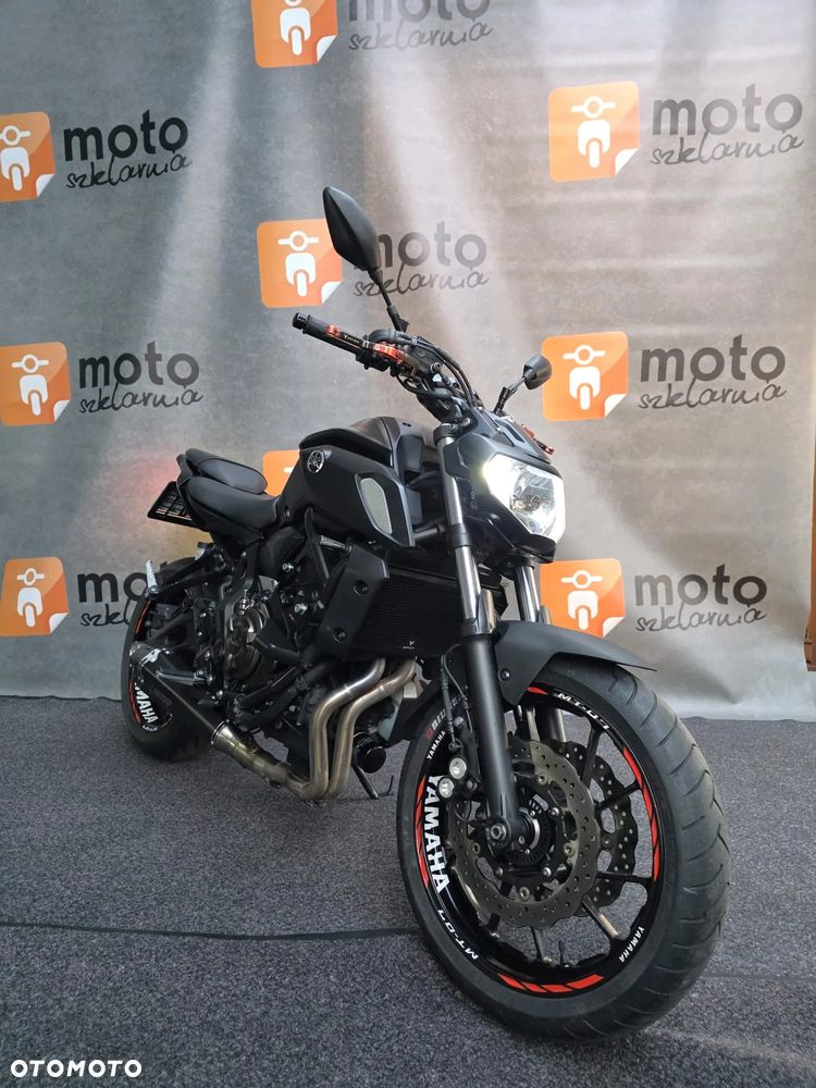 Yamaha MT - 2