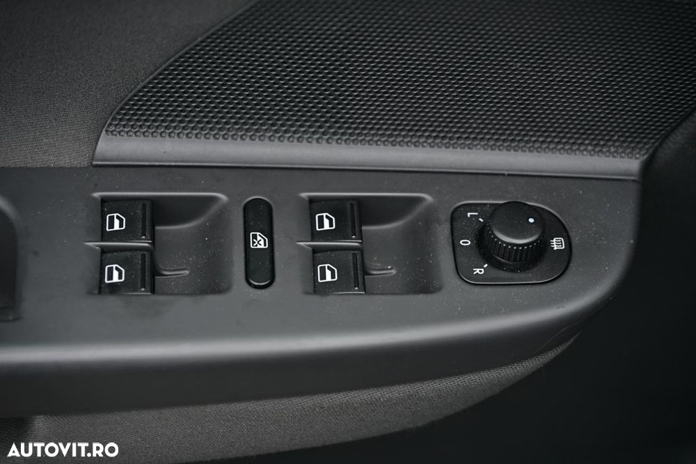 Volkswagen Golf 1.4 TSI DSG United - 19