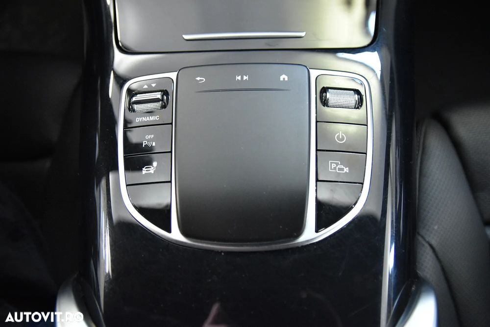 Mercedes-Benz EQC 400 4MATIC - 17