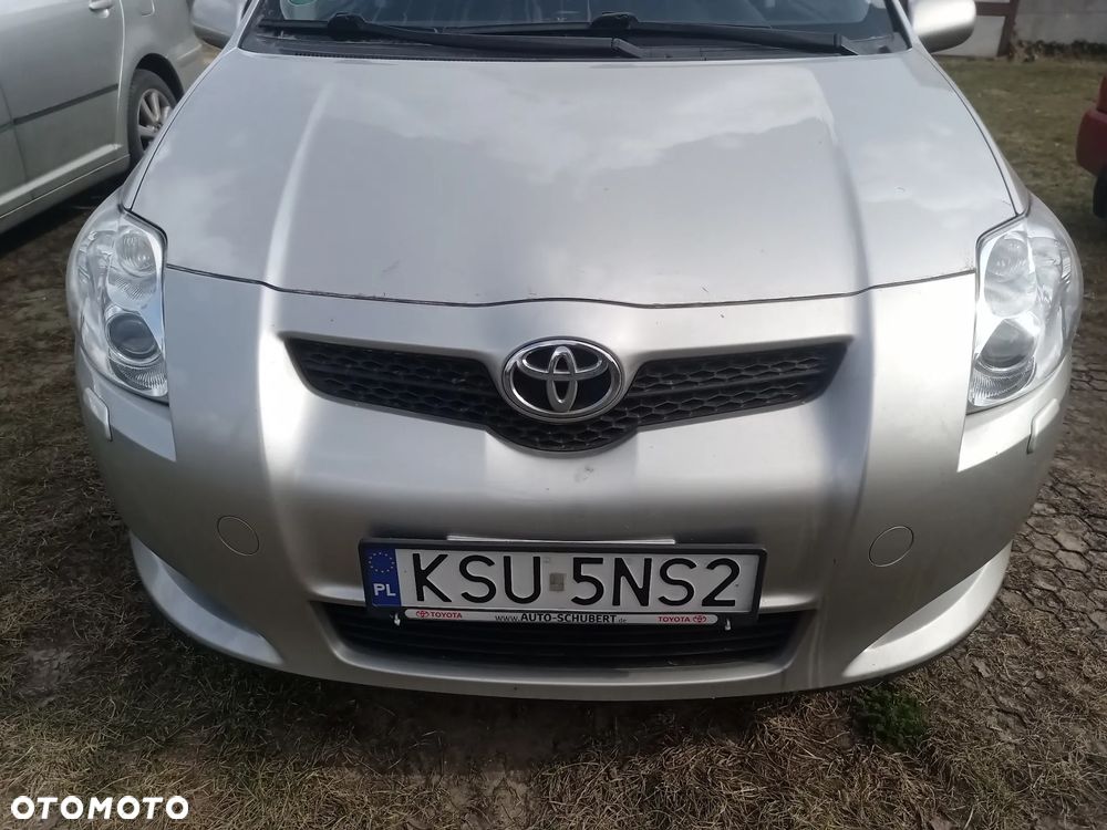 Toyota Auris 1.6 VVT-i Executive - 1