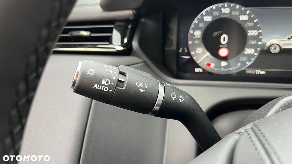 Land Rover Range Rover Velar - 16