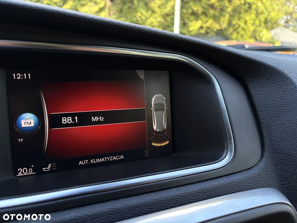 Volvo V40 Cross Country D2 Momentum - 27