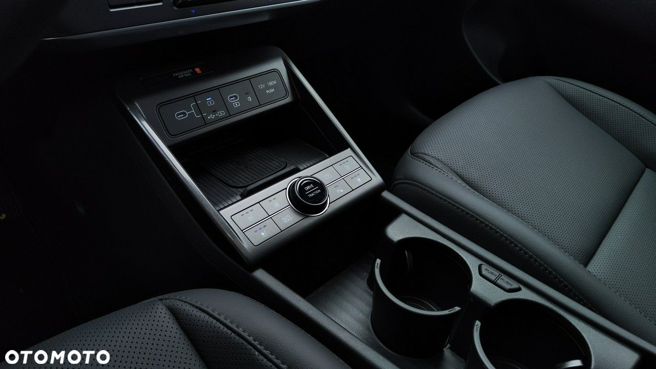 Hyundai Kona - 11