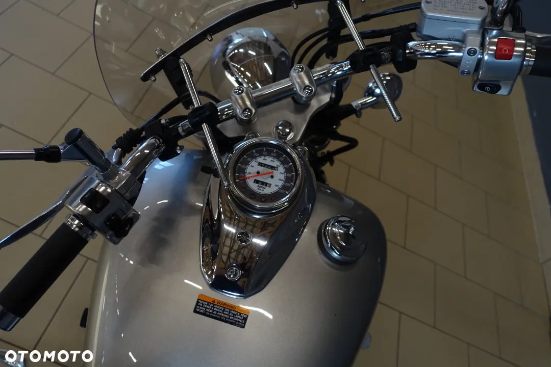 Yamaha XVS - 11