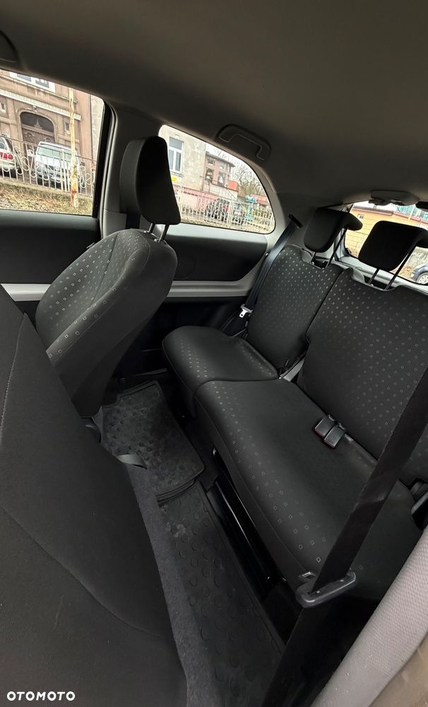 Toyota Yaris 1.0 VVT-i Cool - 17