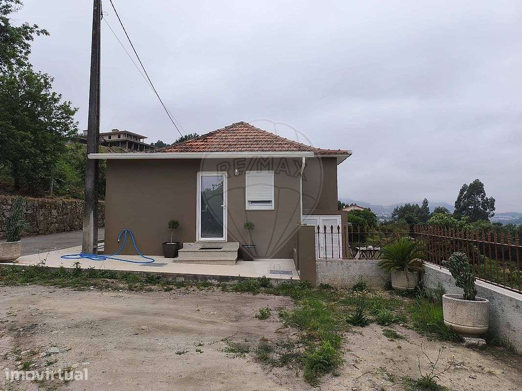 Moradia T2 para venda - Grande imagem: 2/4