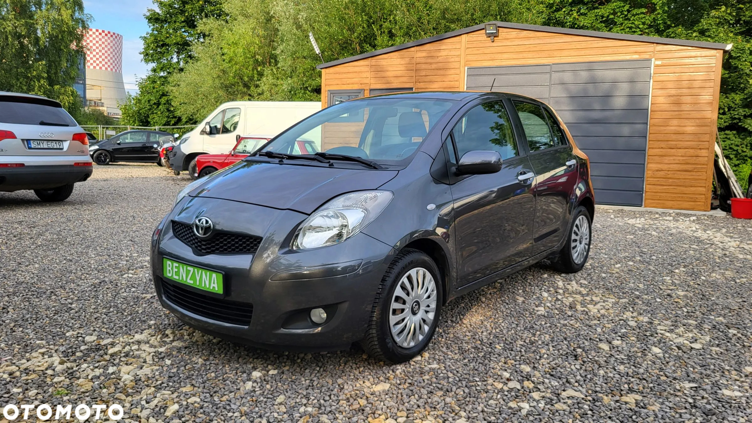 Toyota Yaris 1.0 Premium - 26