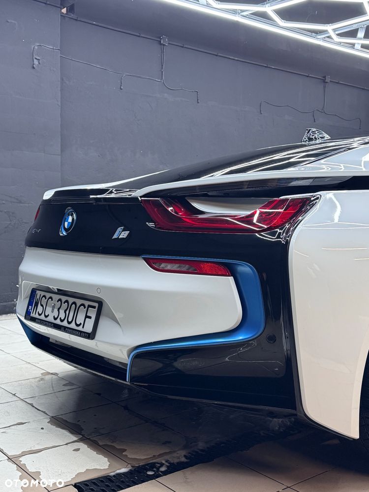 BMW i8 - 16