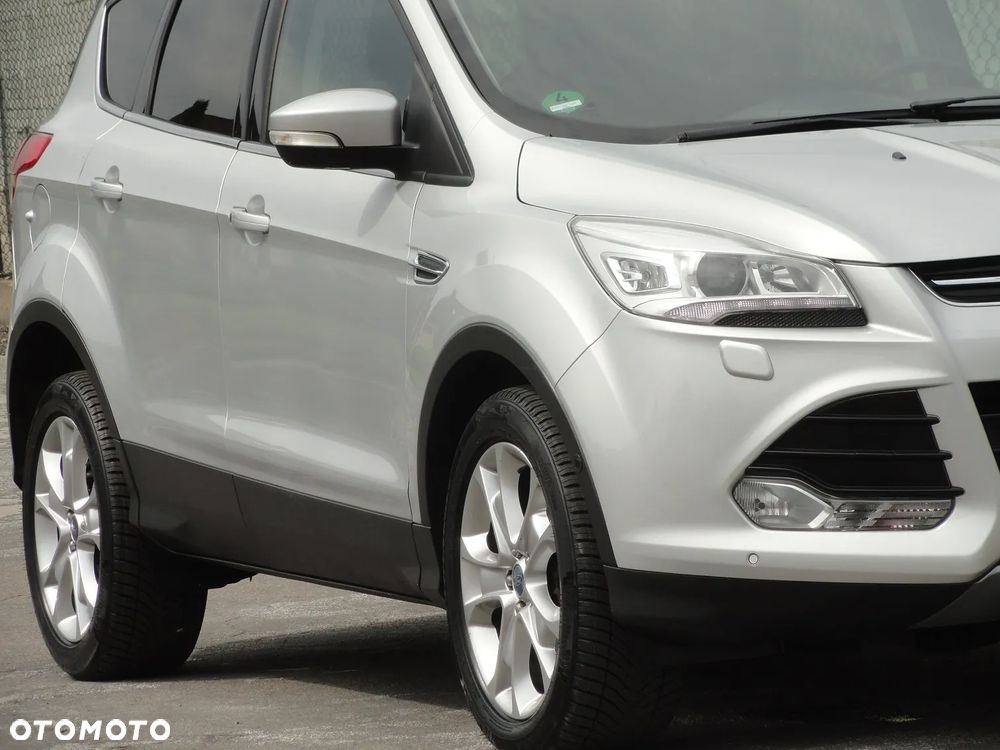 Ford Kuga 2.0 TDCi 4x4 Titanium - 13
