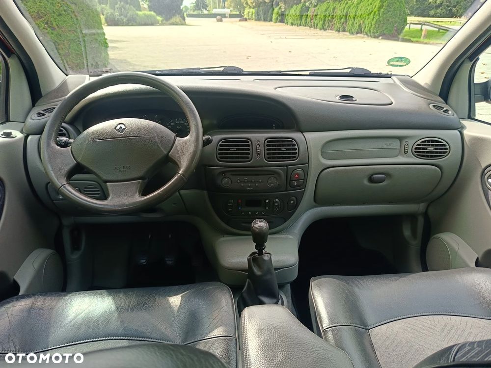 Renault Scenic - 5