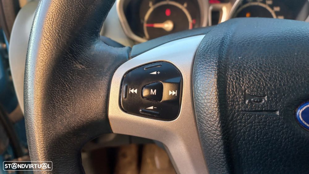 Ford Fiesta 1.4 TDCI Ghia - 12