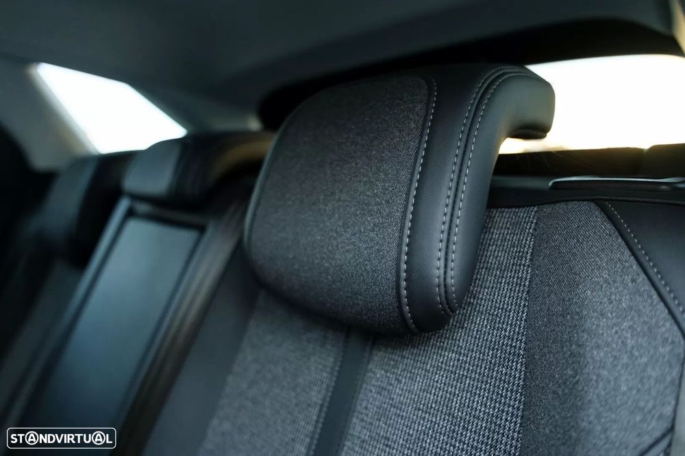 Peugeot 3008 1.5 BlueHDi Allure Pack EAT8 - 23