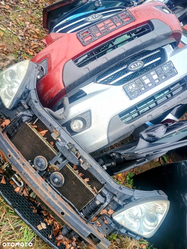 Kia Carens III 06-11 drzwi maska klapa zderzak lampy pas przedni czołowka - 1
