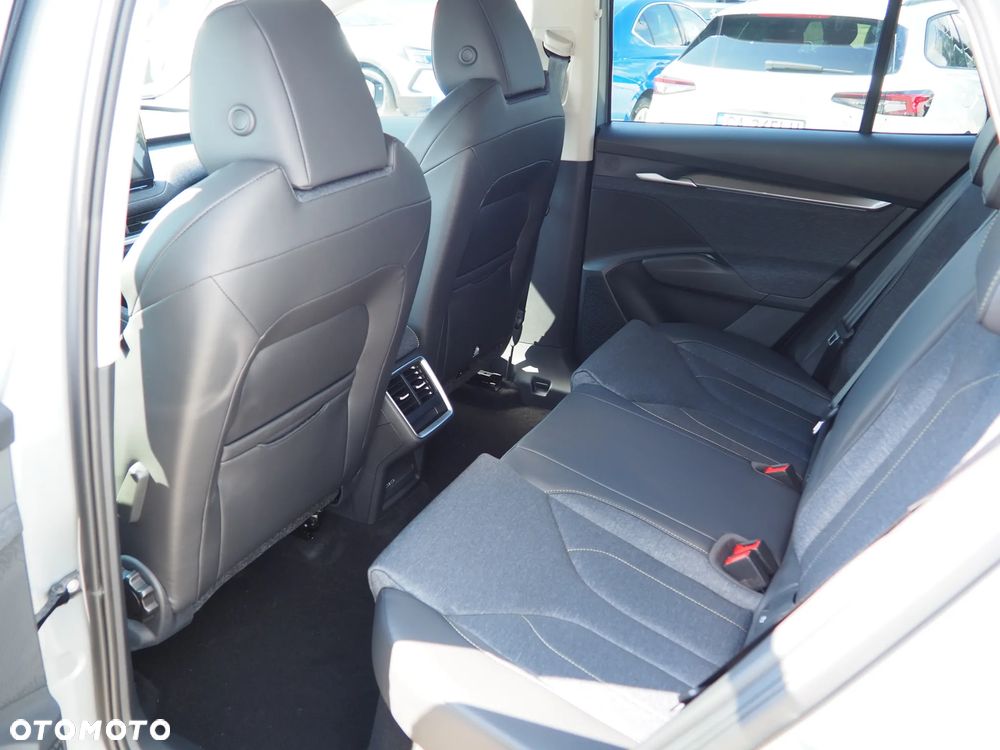 Skoda Elroq 85x 82kWh - 13