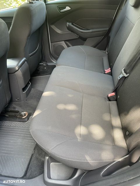 Ford Focus 1.5 TDCi Trend - 6