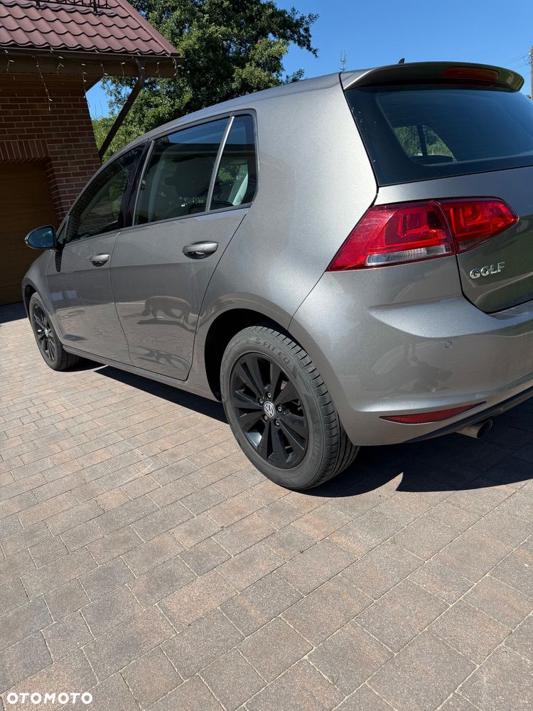 Volkswagen Golf 1.6 TDI BlueMotion Trendline - 5