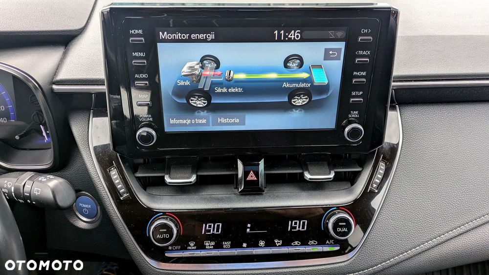 Toyota Corolla 1.8 Hybrid Comfort - 14