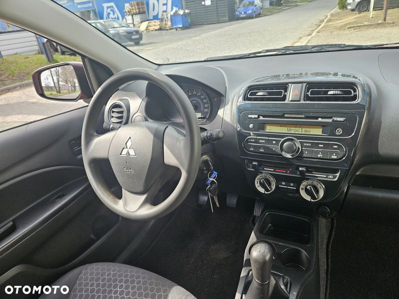 Mitsubishi Space Star - 8