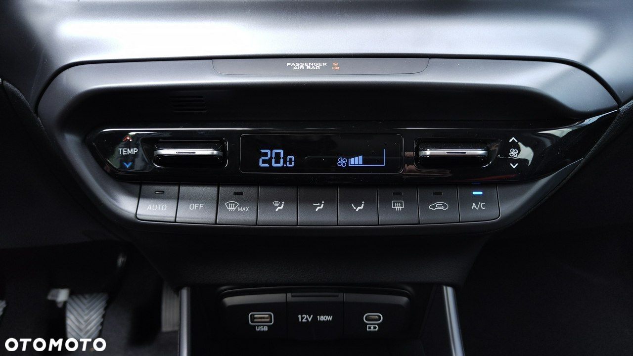 Hyundai i20 - 20