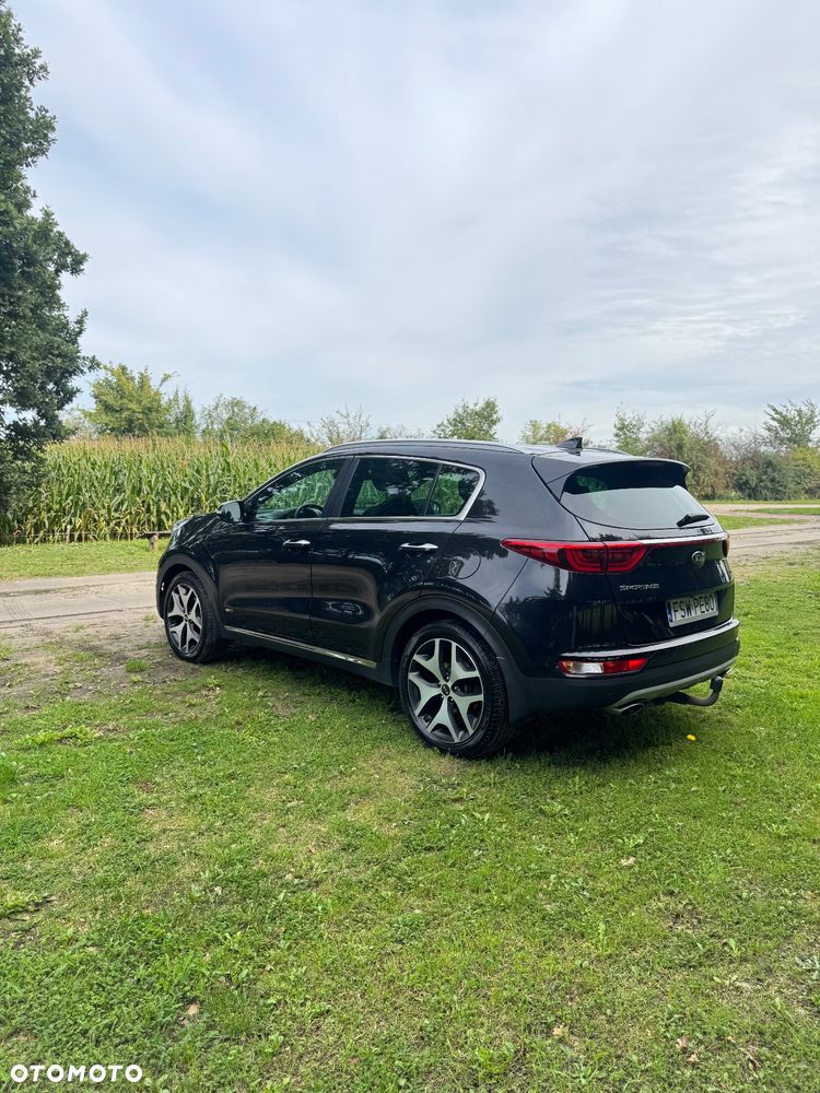 Kia Sportage 2,0 CRDI AWD GT Line - 6