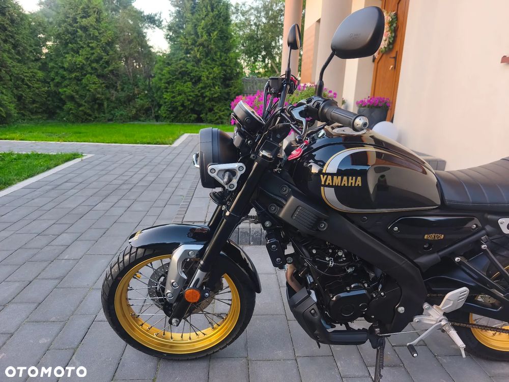 Yamaha XSR - 17