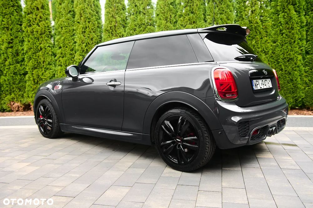 MINI John Cooper Works - 8