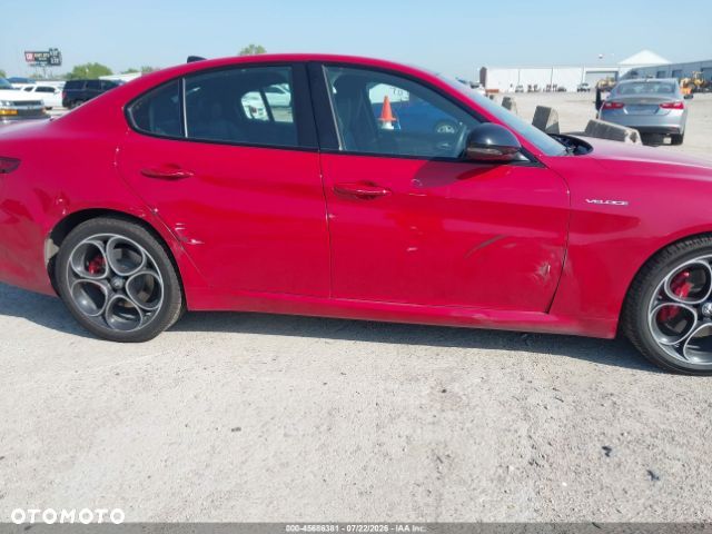 Alfa Romeo Giulia 2.0 Turbo 16V AT8-Q4 Veloce Ti - 10